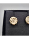 CC logo women s stud gold earrings ABE860 - CHANEL - BALAAN 5