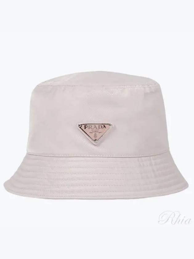 Re-Nylon Triangle Logo Bucket Hat Alabaster Pink - PRADA - BALAAN 2