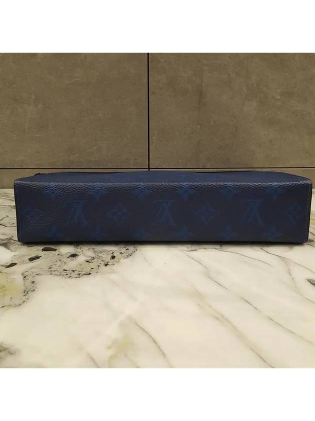 Pochette Voyage Clutch Blue - LOUIS VUITTON - BALAAN 5