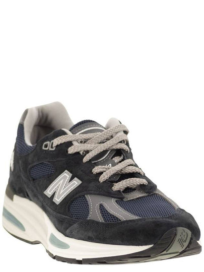 991v2 - Sneakers - NEW BALANCE - BALAAN 2