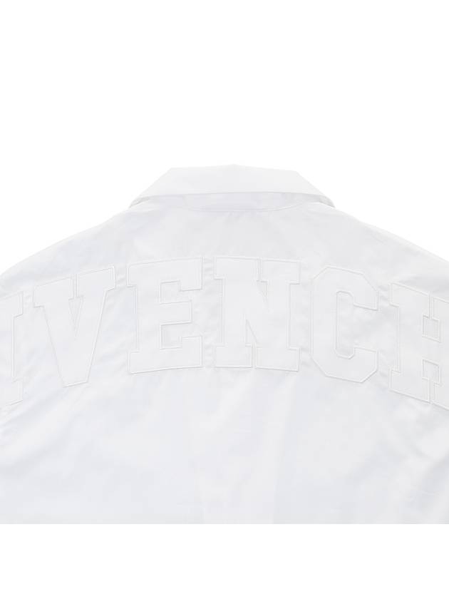 Chest logo half sleeve shirt BM60T51YBX 100 - GIVENCHY - BALAAN.