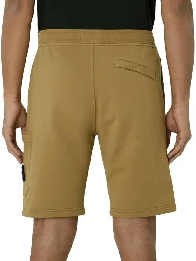 Wappen Patch Pocket Drawstring Shorts Dark Beige - STONE ISLAND - BALAAN 4