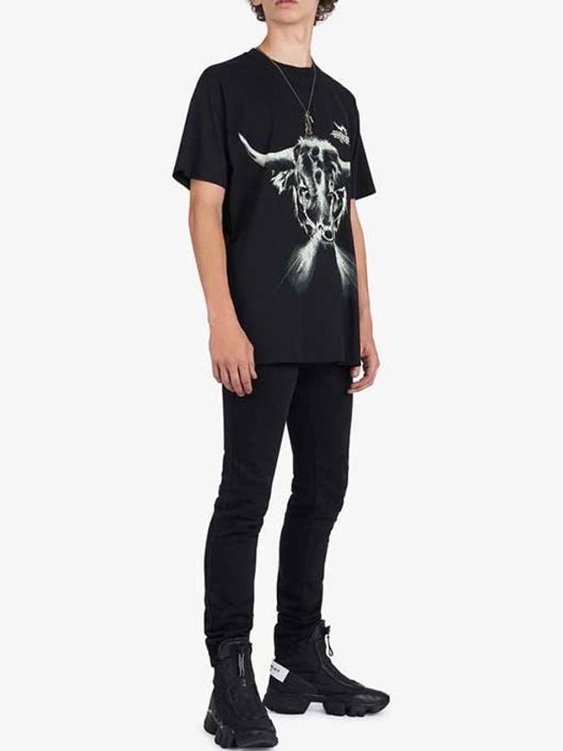 Taurus Print Short Sleeve T-Shirt Black - GIVENCHY - BALAAN.