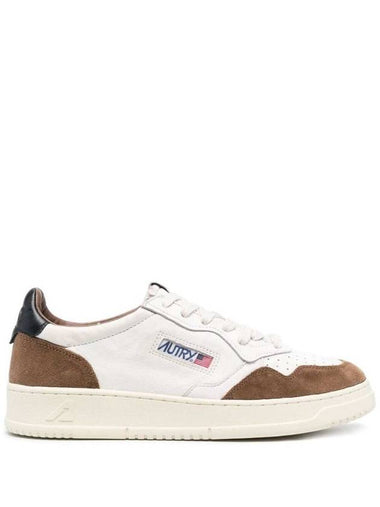 'Medalist Low' Brown And White Low Top Sneakers With Side Logo Detail In Leather And Suede Man - AUTRY - BALAAN 1