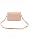 Pink Beige Calfskin Gold Rockstud Clutch Cross Bag QW2B0181VSH - VALENTINO - BALAAN 3