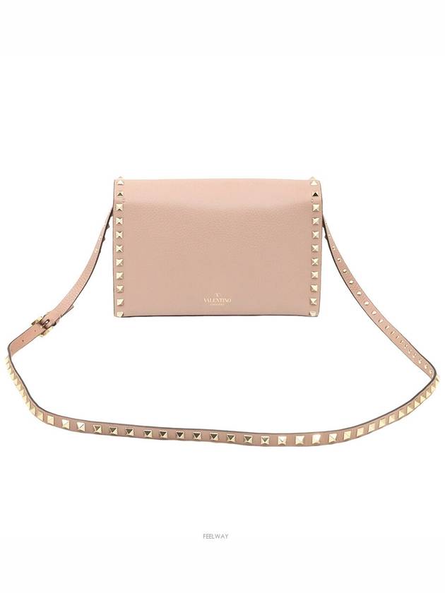 Pink Beige Calfskin Gold Rockstud Clutch Cross Bag QW2B0181VSH - VALENTINO - BALAAN 3