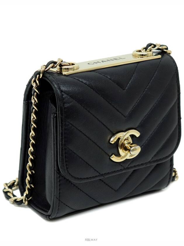 women cross bag - CHANEL - BALAAN 2