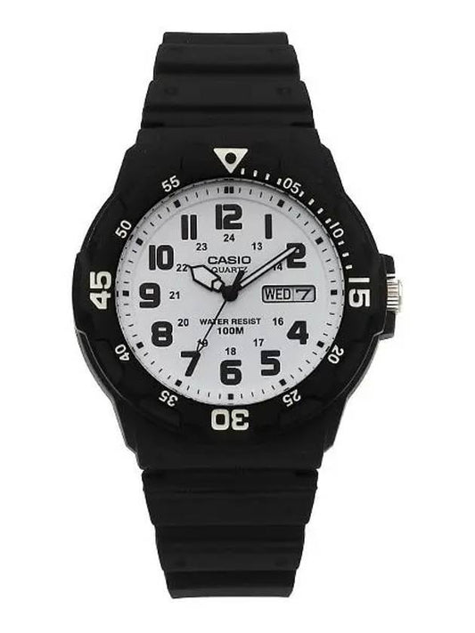 Analog Quartz Watch Black - CASIO - BALAAN 1
