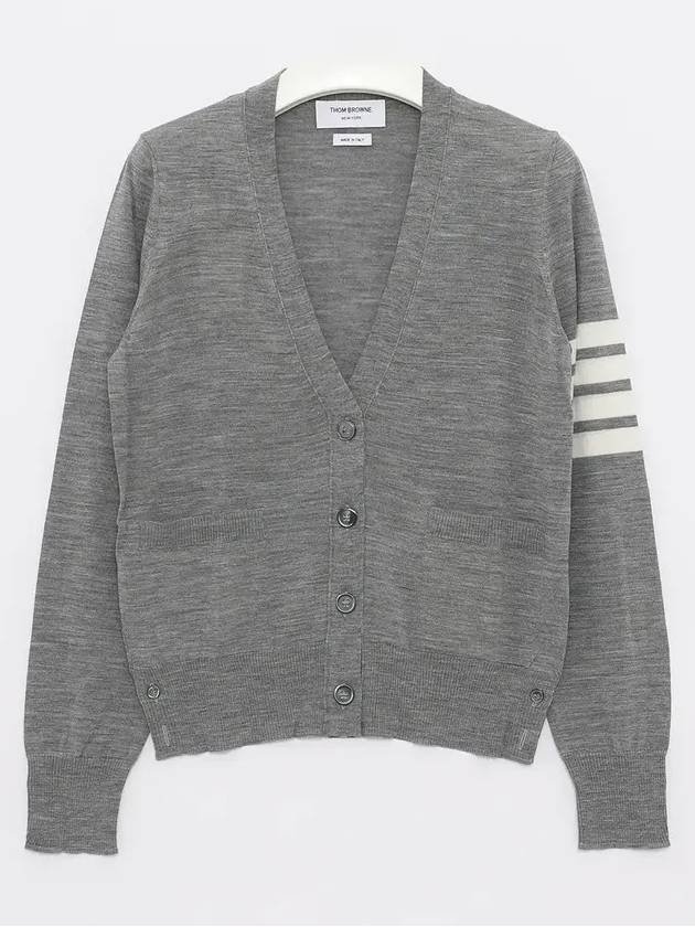 Sustainable Fine Merino Wool 4-Bar Relaxed Fit V-Neck Cardigan Light Grey - THOM BROWNE - BALAAN 4