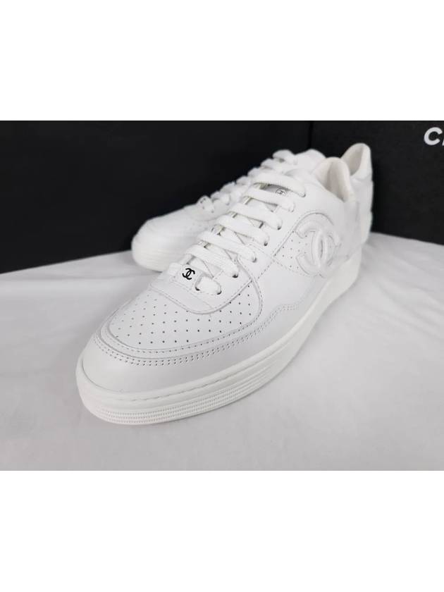 CC Logo Calfskin Low Top Sneakers White - CHANEL - BALAAN 4