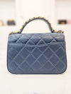 19 Top handle bag gold plated blue 28532954 - CHANEL - BALAAN 4