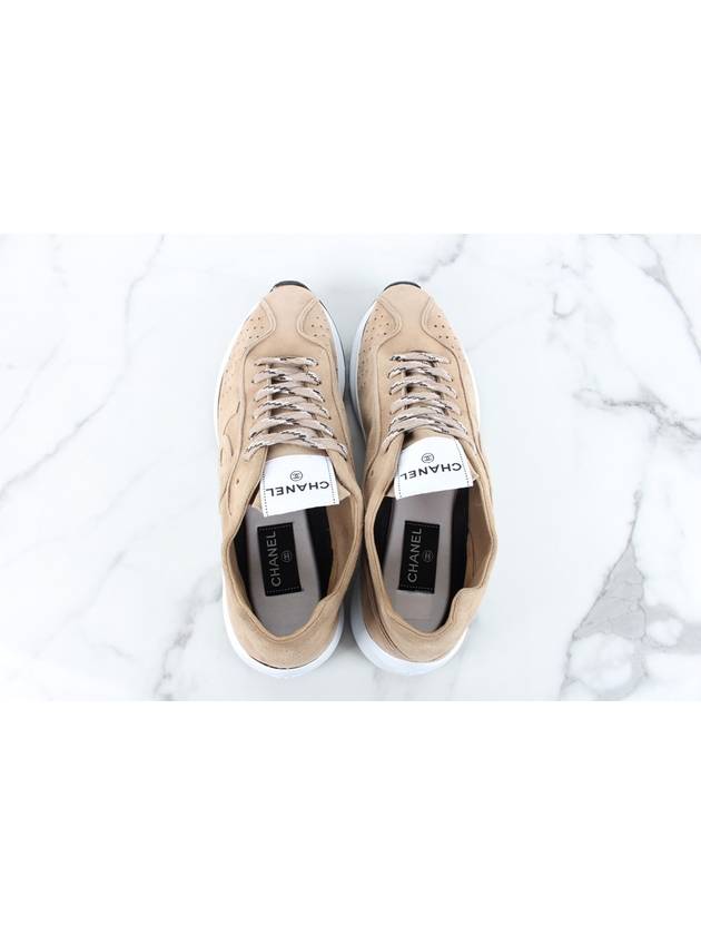 CC logo suede sneakers brown 43 280 - CHANEL - BALAAN 9