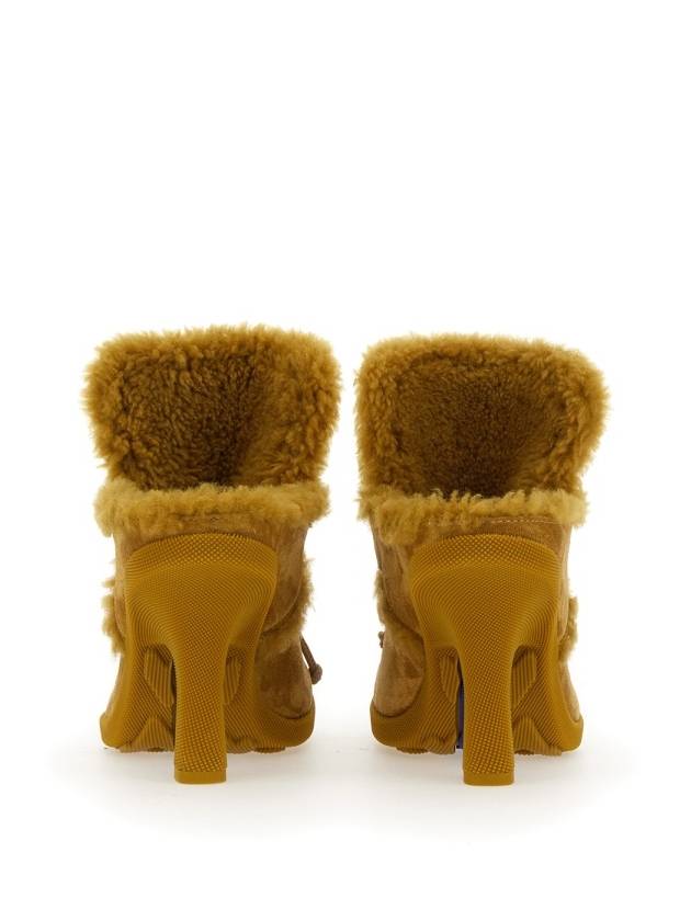 Highland shearling-trimmed suede mules in Manila yellow - BURBERRY - BALAAN 5