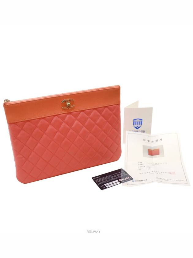 women clutch bag - CHANEL - BALAAN 8