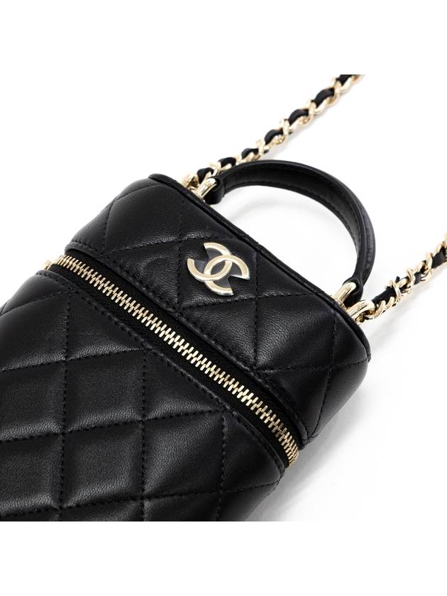 Classic Chain Cosmetic Phone Holder Vanity Bag AP2675 - CHANEL - BALAAN 3