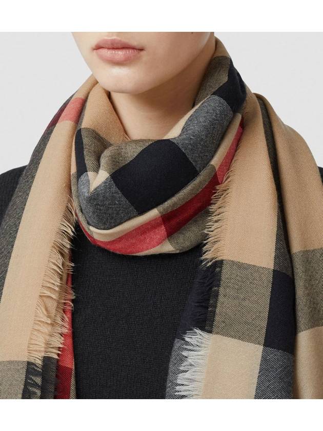 Lightweight Check Cashmere Scarf Beige - BURBERRY - BALAAN 9