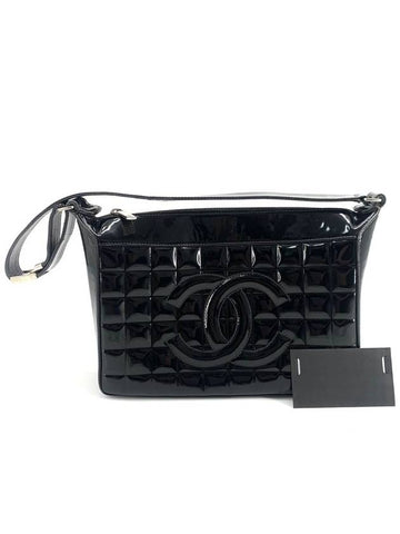 Patent chocolate bar shoulder bag - CHANEL - BALAAN 1