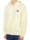 Play Red Wappen Hood P1 T174 3 Cream - COMME DES GARCONS - BALAAN 3