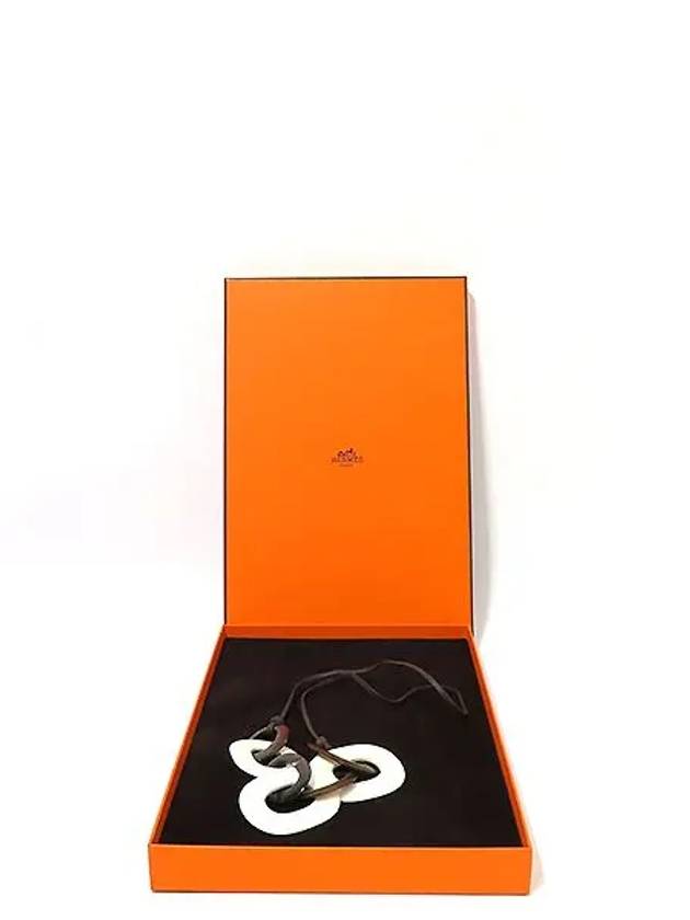 KARAMBA BOIS White Khaki Horn Pendant Necklace - HERMES - BALAAN 4