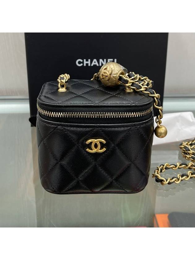 CC Logo Classic Vanity Small Cosmetic Case Mini Bag Black - CHANEL - BALAAN 2