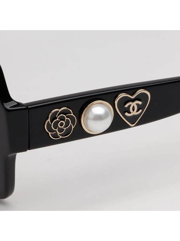 Eyewear Heart Pearl Camellia Sunglasses Black - CHANEL - BALAAN 6