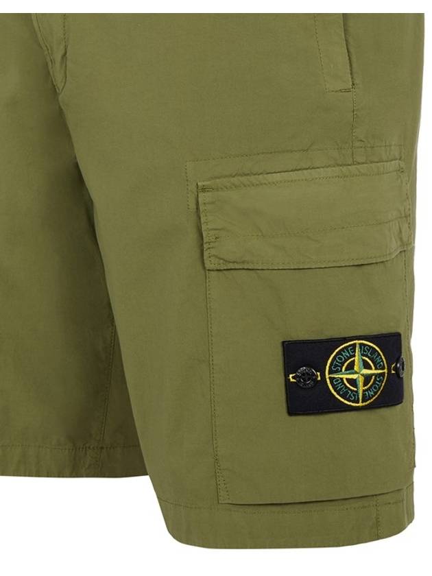 Men's Cargo Bermuda Waffen Patch Shorts Olive Green - STONE ISLAND - BALAAN 4