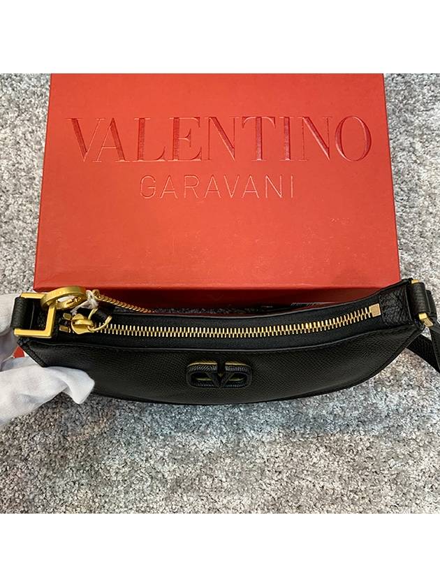 V Logo Hobo Shoulder Bag Black - VALENTINO - BALAAN 7