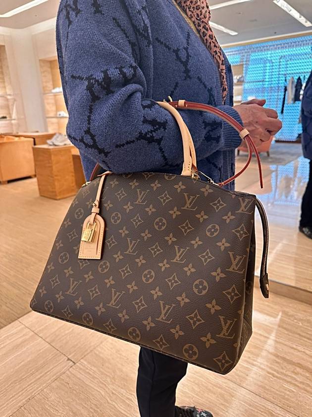 Grand Palais Monogram Strap Tote Bag Brown - LOUIS VUITTON - BALAAN 4