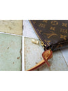 women pouch bag - LOUIS VUITTON - BALAAN 7