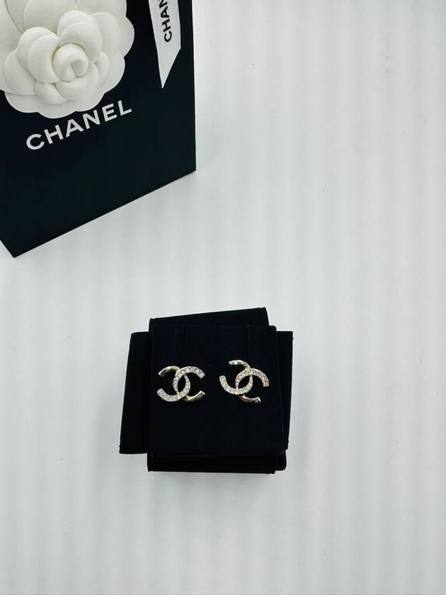 Strass CC logo earrings - CHANEL - BALAAN 3