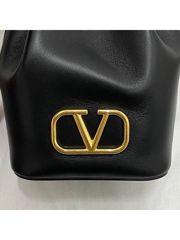 V Logo Bucket Bag Black - VALENTINO - BALAAN 9