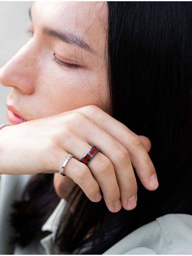 Unisex Black Red Ceramic Ring - BE/GINS - BALAAN 3