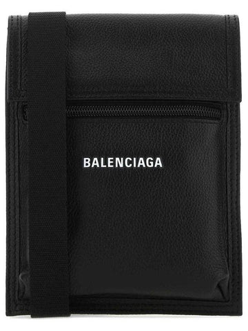 Explorer Pouch Cross Bag Black - BALENCIAGA - BALAAN.