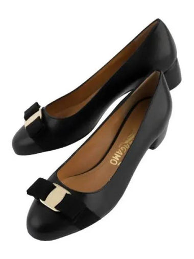 Ferragamo Vara bow pumps - SALVATORE FERRAGAMO - BALAAN 1