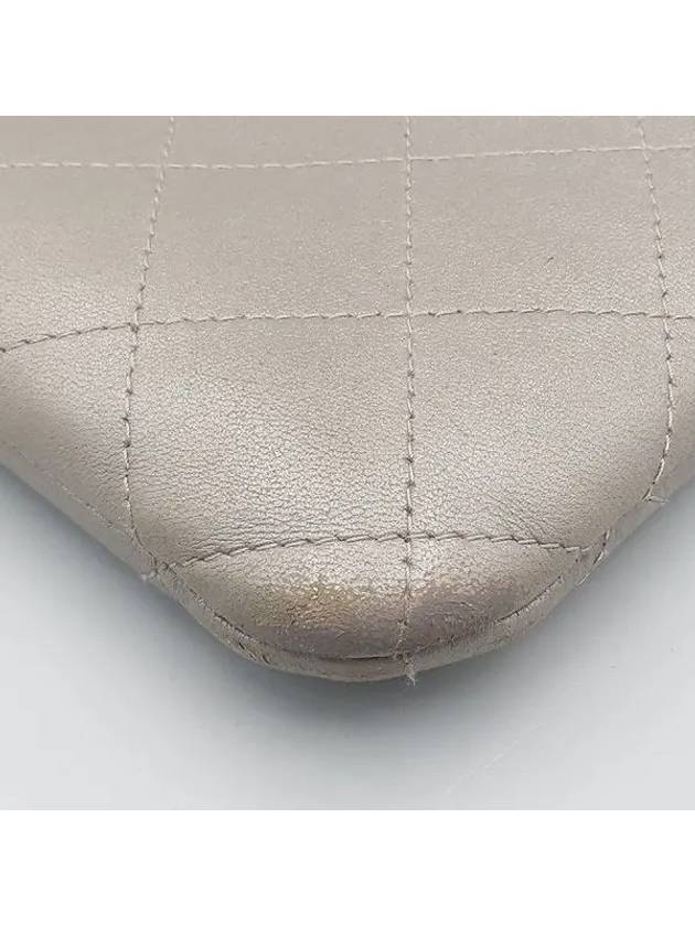 gray clutch bag - CHANEL - BALAAN 4