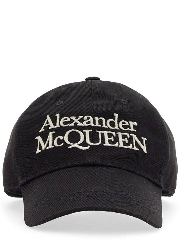 Signature Embroidered Logo Ball Cap White Black - ALEXANDER MCQUEEN - BALAAN 2