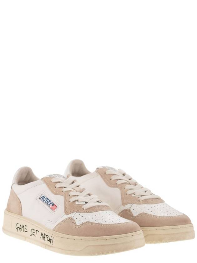 Men's Medalist Low Top Sneakers Beige - AUTRY - BALAAN 5