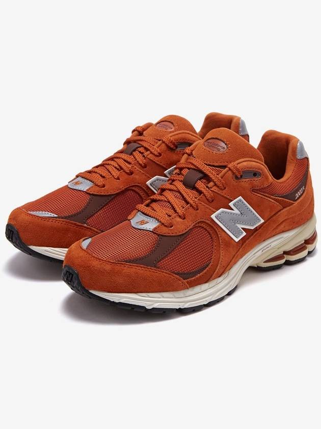 2002R Rust Oxide Low Top Sneakers Orange - NEW BALANCE - BALAAN 3