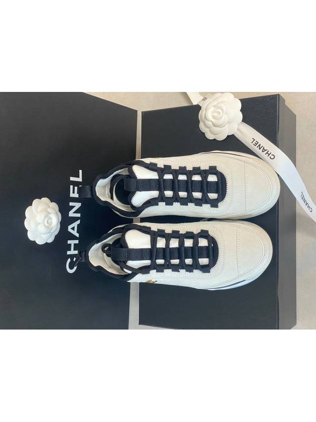 Logo Mixed Fibers Suede Low Top Sneakers White - CHANEL - BALAAN 4