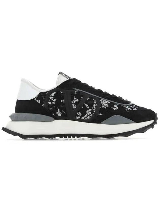 V Logo Signature Lace Runner Low Top Sneakers Black - VALENTINO - BALAAN 1