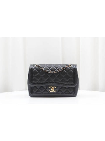 Mini Lambskin Patent Chain Flap Bag Black AS4289 - CHANEL - BALAAN 1