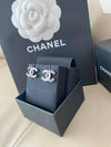 CC Logo EarringsHalf Black Cubic EarringsAB8981 - CHANEL - BALAAN 3