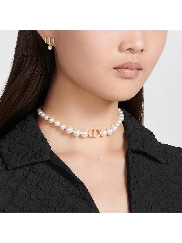 DIOR - CD Logo 30 Montaigne Pearl Choker Necklace GoldN1116MTGRS D301 -  BALAAN