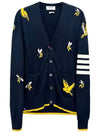 Men's Merino Bird Bee 4 Bar V-Neck Merino Cotton Cardigan Navy - THOM BROWNE - BALAAN 2