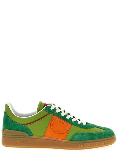 Valentino Garavani Valentino Garavani 'Upvillage' Sneakers - VALENTINO - BALAAN 1