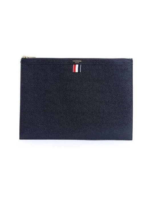 Pebble Grain Three Stripes Tab Medium Clutch Black - THOM BROWNE - BALAAN 2