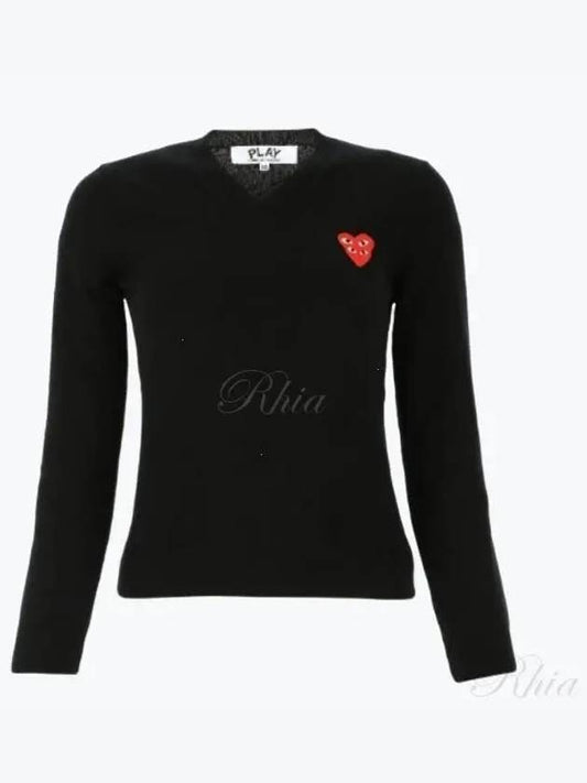 AZ N073 051 1 P1N073 Double Heart Wappen Wool VNeck Knit - COMME DES GARCONS - BALAAN 1