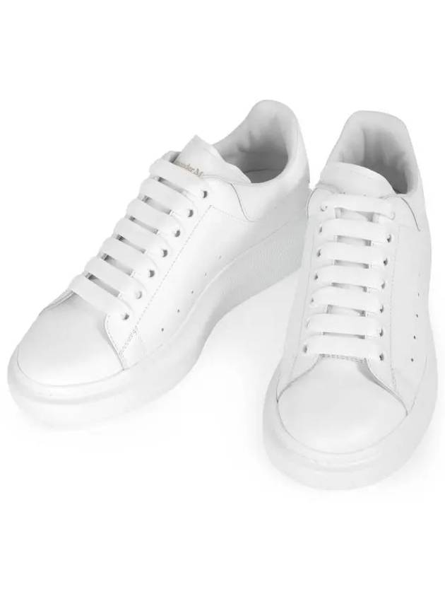 Oversized Leather Tab Low Top Sneakers White - ALEXANDER MCQUEEN - BALAAN 4