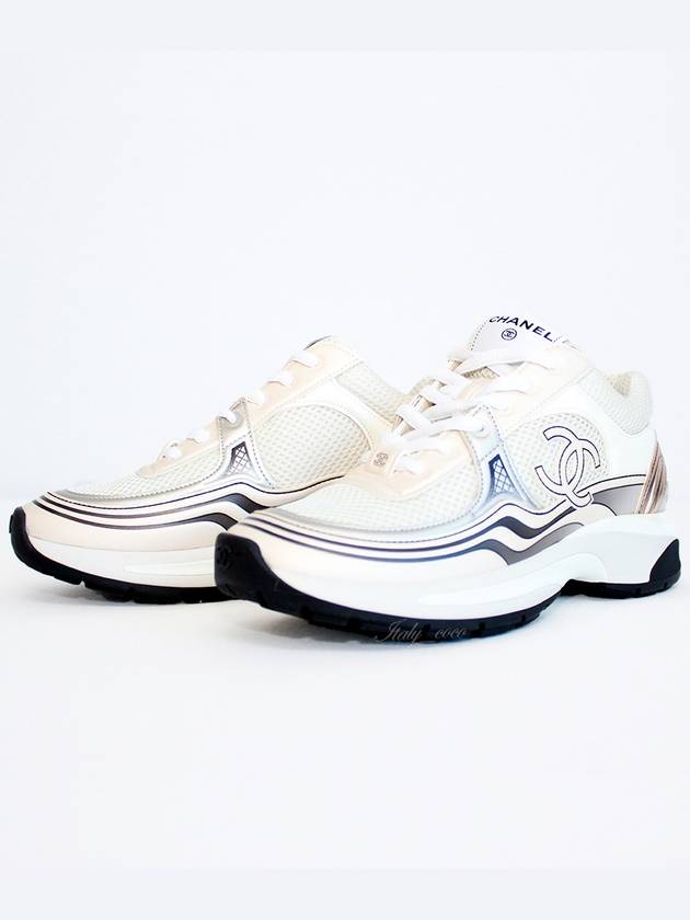 Women CC Logo Fabric Laminated Low Top Sneakers Silver Ivory - CHANEL - BALAAN 9