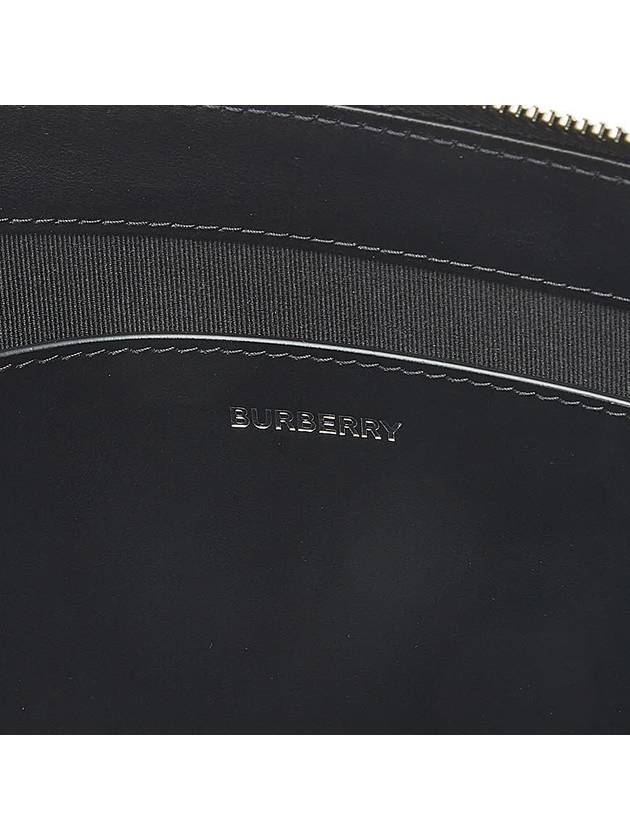 Universal Passport Leather Clutch Bag Black - BURBERRY - BALAAN 11